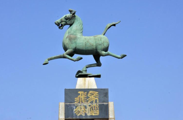夕阳红旅游团甘肃旅游攻略