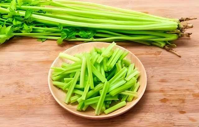 芹菜叶可以降血糖